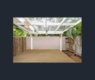 Modern 2-Bedroom Unit with Spacious Outdoor Area - $490 per Week - Photo 6