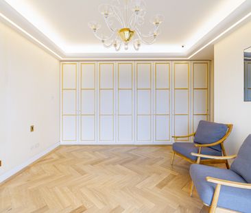 Traditional townhouse in the heart of Kensington - Photo 3