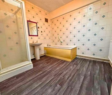 Stourbridge Road, Brierley Hill, DY5 - Photo 1