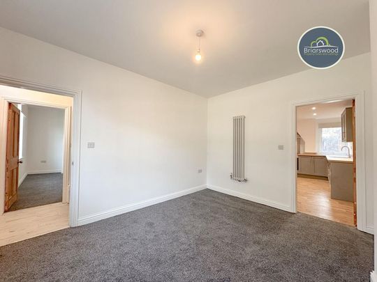 3 bedroom semi-detached house to rent - Photo 1