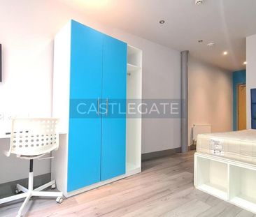 1 bedroom in a flat share to rent - Photo 5