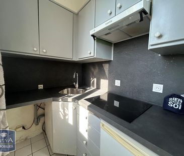 Location Appartement 2 pièces 27m² AULNAY SOUS BOIS 93600 - Photo 3