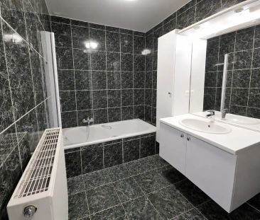 Appartement met terras en staanplaats (centrum) - Photo 6