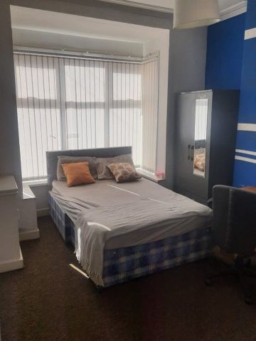 Room in a Shared House, Kings Road, B23 - Photo 5