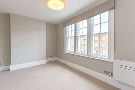 A newly refurbished, three-bedroom, two bathroom apartment, benefitting from air conditioning in the reception room and bedrooms, walking distance to South Kensington Station. - Photo 2