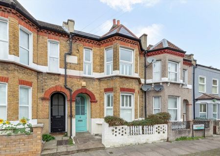 Hereward Road, SW17 7EY, London - Photo 4