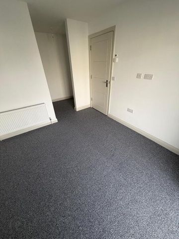 6 Hatheran Avenue, Portstewart, BT55 7UJ - Photo 4