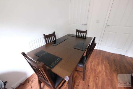 Falcon Crescent, Costessey, NR8 - Photo 3