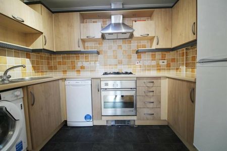 2 Bed Flat, Lordship Lane, N22 - Photo 4