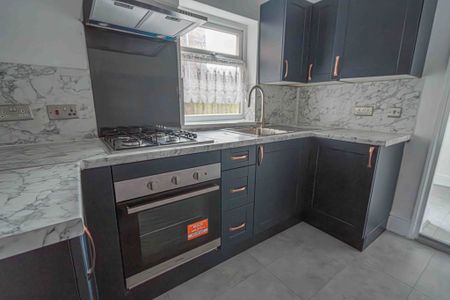 Handsworth, Crocketts Road, B21 0HR, Birmingham - Photo 4