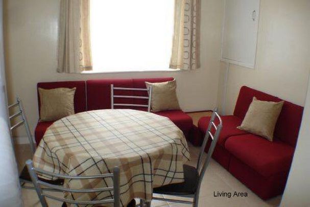 5 bedroom end of terrace house to rent - Photo 1