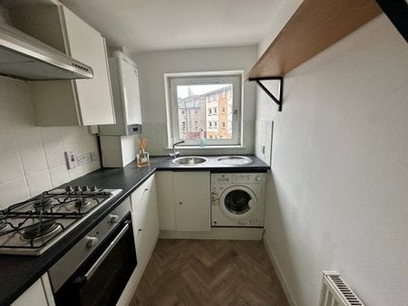 Ferguslie Walk, Paisley, PA1 - Photo 3