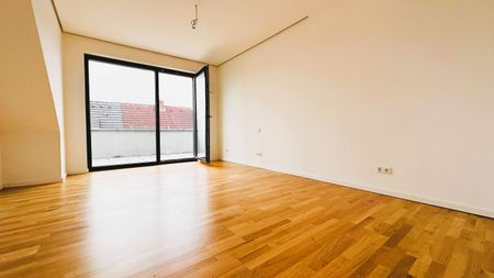 Hochwertig und großzügig:Dachterrassenwohnung mit allem was das Herz begehrt! - Photo 2