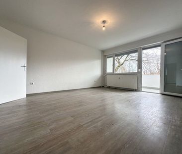 Blick ins Grüne: neu sanierte 2-Zimmer-Wohnung mit toller Terrasse!... - Photo 1