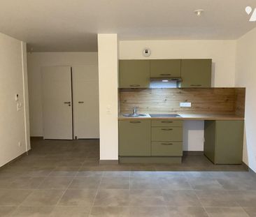 A louer 3 Pièces avec parking proche Clinique Mathilde à ROUEN Rive... - Photo 4