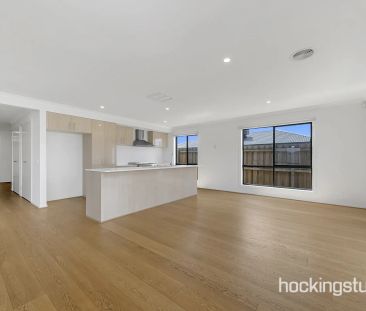 Great Family Home in Wallan - Photo 3