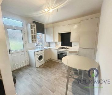 2 bedroom end of terrace house to rent - Photo 2
