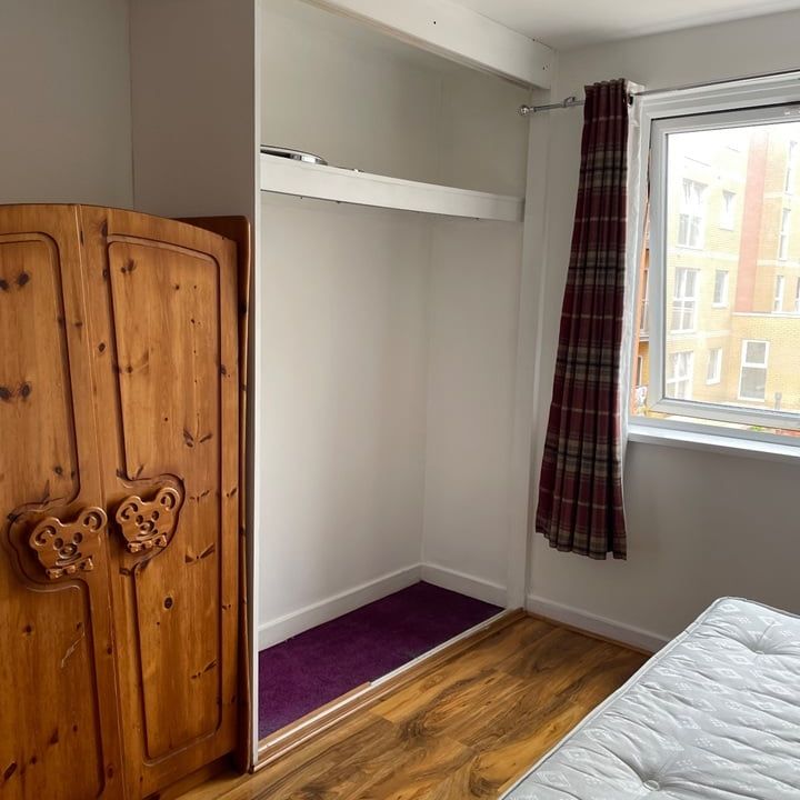 2 Bed Flat, Memorial Heights, IG2 - Photo 1