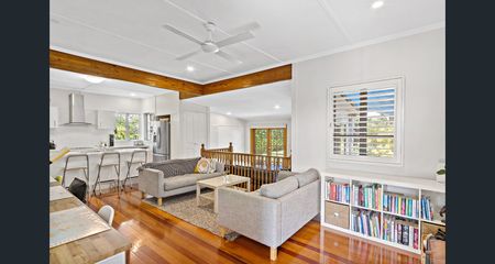 50 Heyford Street, Mount Gravatt East QLD 4122 - House For Rent | Domain - Photo 4