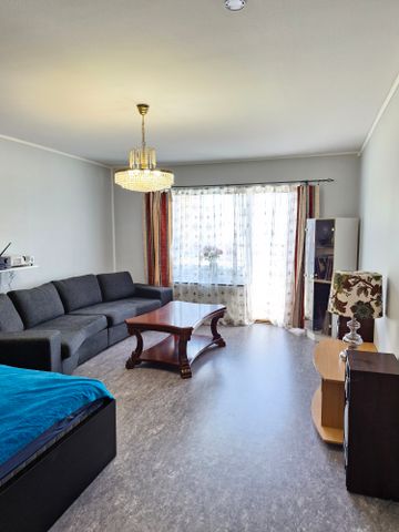 Äkagatan, Sala - Photo 4