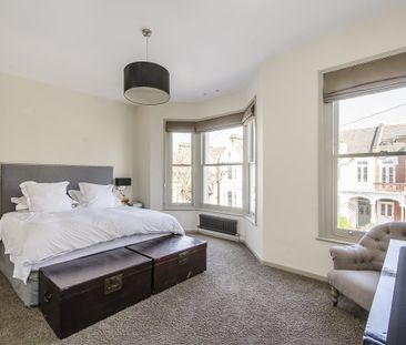 5 bedroom terraced house to rent - Photo 3