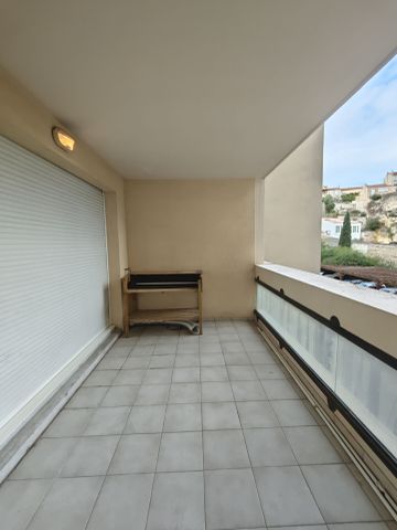 Appartement 2 pièces 43m2 MARSEILLE 6EME 762 euros - Photo 3