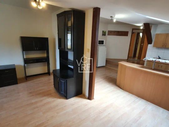 Dlouhodobý pronájem bytu 2+kk, Trutnov – Poříčí. - Photo 1