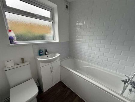 Wycliffe Row, Northfleet, DA11 - Photo 5