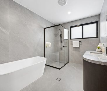 Exquisite double brick residence - Photo 5