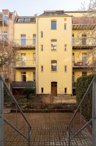 Sanierte, zentral gelegene Wohnung mit eigener Terrasse in wunder - Photo 5