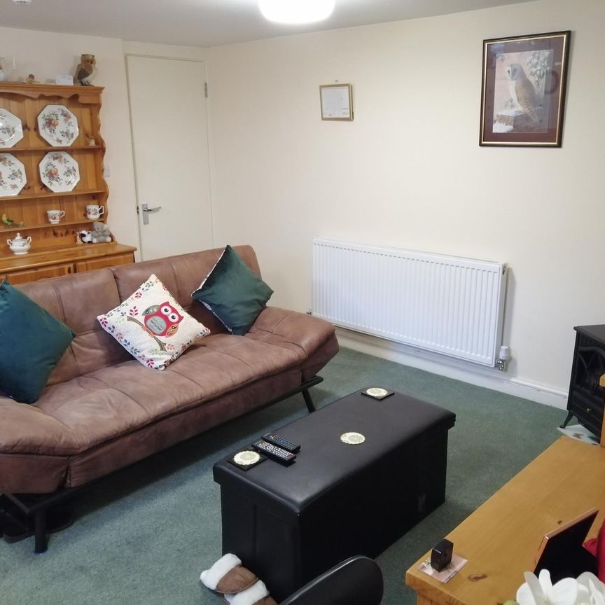 Castle Street - Photo 1