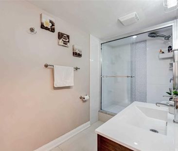 For Lease - 24 Hanover Road Unit# 408, Brampton, Ontario - Photo 1