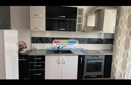 Apartament 3 camere decomandat zona Pacii - Photo 3