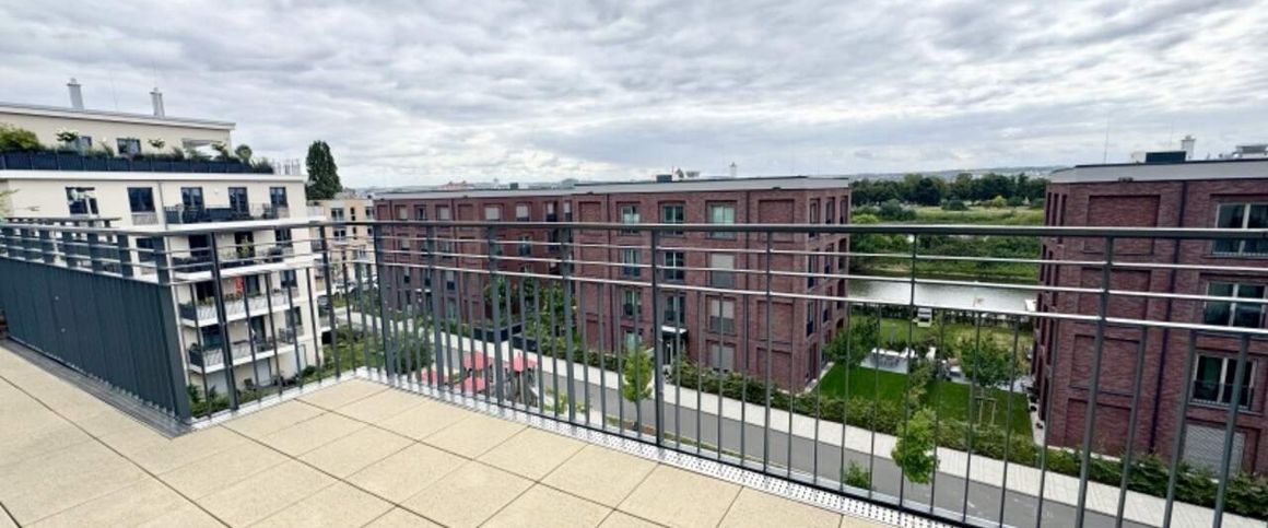 Exklusives Wohnen in der Dresdner Hafencity – 4 Zimmer mit traumhaftem Elbblick - Photo 1