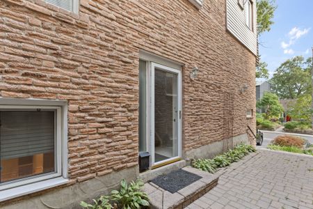 For Lease - 26 Pine Avenue Unit# Lower, Toronto, Ontario - Photo 3