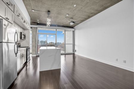 For Lease - 60 Bathurst Street Unit# 902, Toronto, Ontario - Photo 2