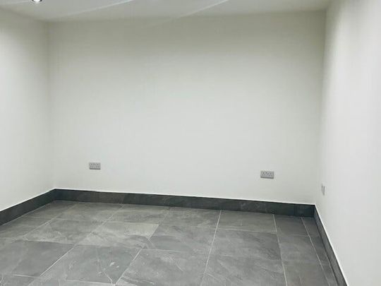 Station Bridge - Photo 1