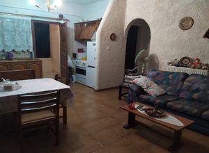 Μονοκατοικία για ενοικίαση - Αρτέμιδα (Λούτσα), - Photo 3