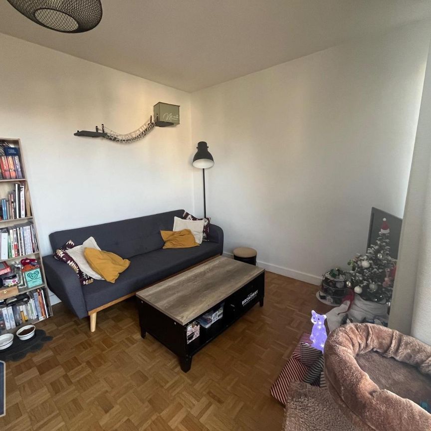 Location Appartement 2 pièces 48m² LONGVIC 21600 - Photo 1