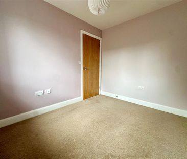 Cochran Avenue, Chippenham, SN15 - Photo 5