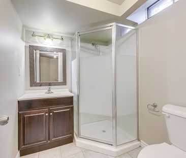 For Lease - 2369 Coldstream Drive, Burlington, Ontario - Photo 4