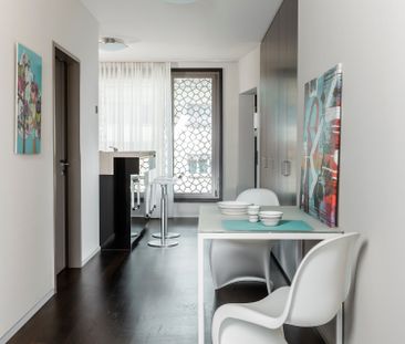 Modern 2-Room Furnished Apartment in Zürich's Prestigious 8008 Dist... - Photo 4