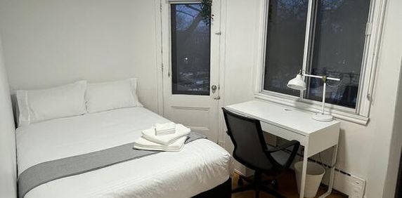 2BR Plateau • $1550 • Balcony - Photo 2