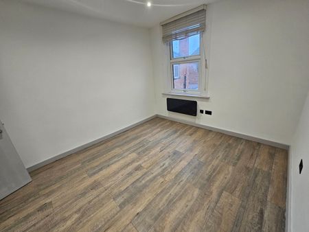 Studio Flat, Laleham Road, SE6 - Photo 3