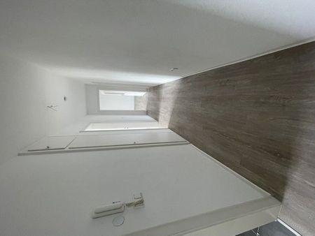 Schöner Wohnen in dieser günstig geschnittenen 3-Zi.-Wohnung - Photo 2