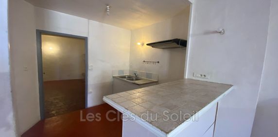 Location appartement studio 44 m² Le Val - Photo 2