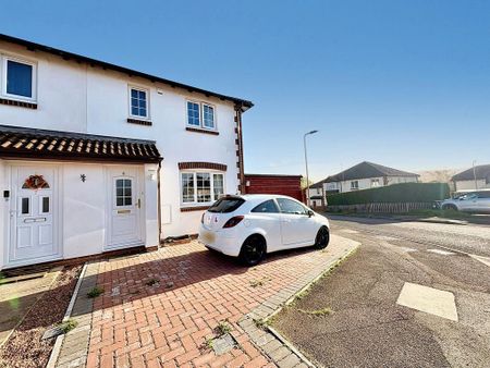 3 bedroom end of terrace house to rent - Photo 4