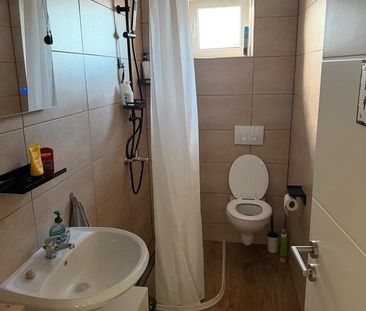 1 - Zimmer DG Wohnung in Aldenhoven - Photo 2