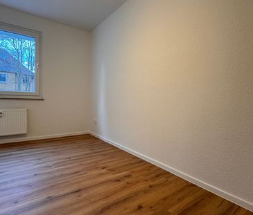 *** Erstbezug nach Sanierung! Charmante EG-Wohnung mit Duschbad! *** - Photo 2