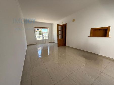 Moradia T3+1 - Photo 2